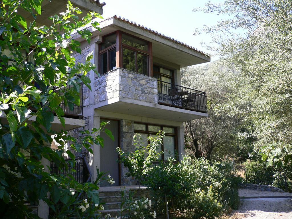 Studios Kyparissi & Spa Tirós Zewnętrze zdjęcie